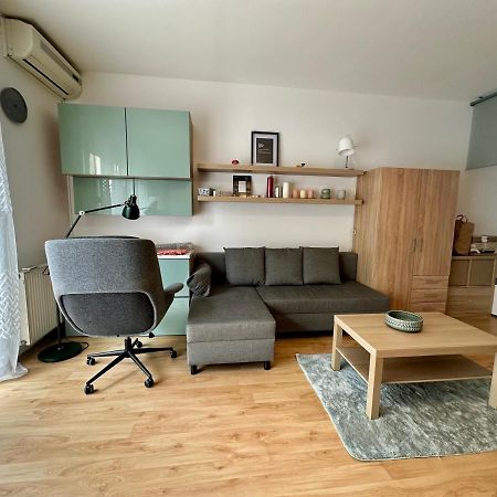 S3 Residences Ilka Studio Serviced Cozy Appartment Budapeste Exterior foto
